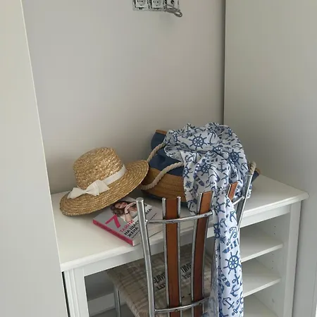On The 7 Apartment